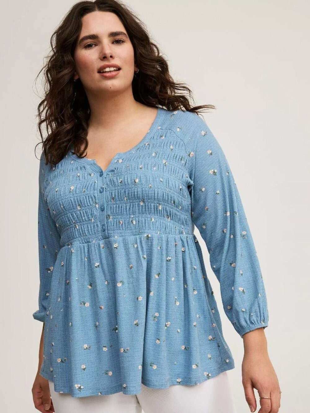 Torrid Mia Ditsy Floral Mountain Spring Smocked Henley Babydoll Top in Size 1